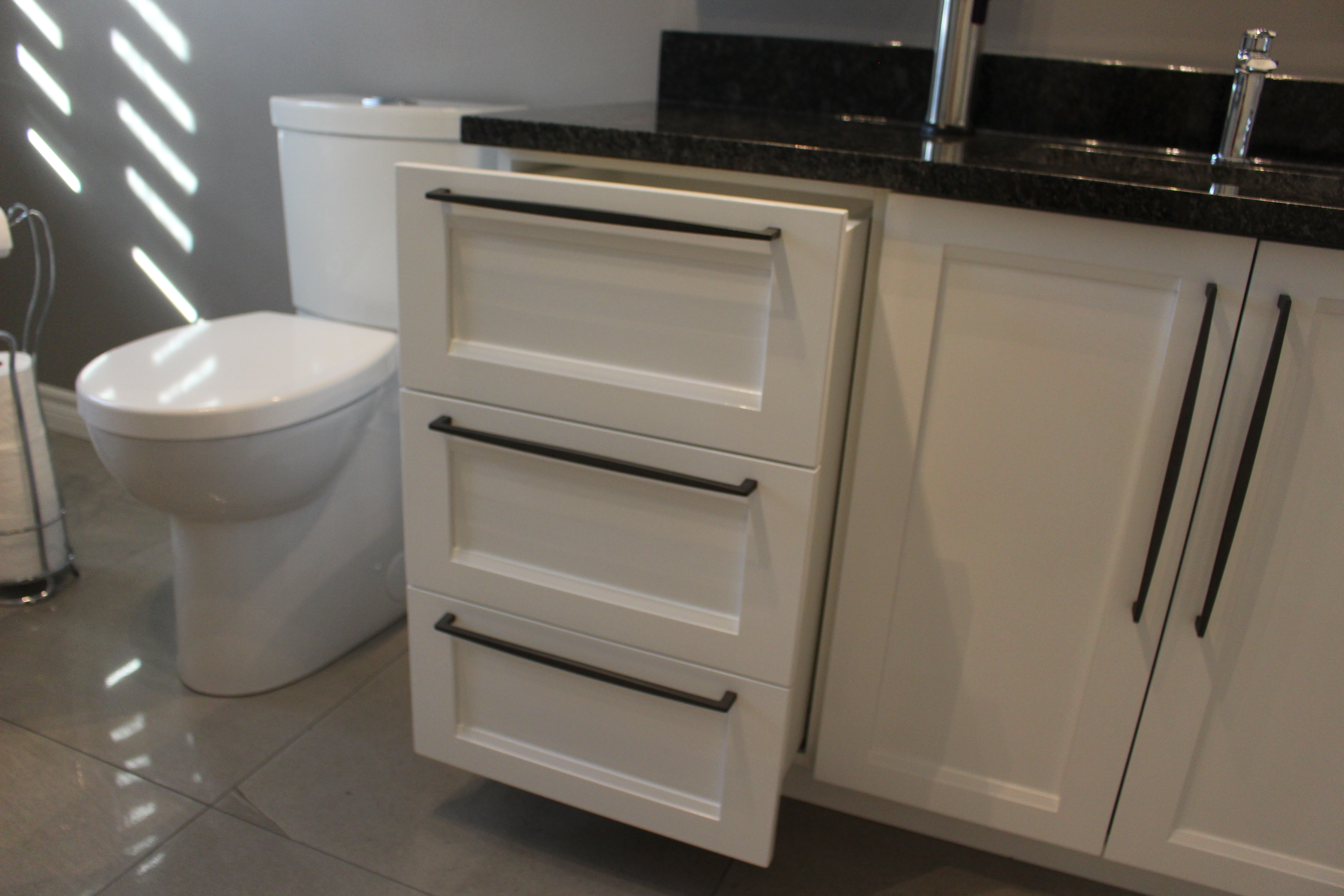 Carrelage Salle De Bain Pierre Beige ~ contemporaine b nisterie mod le r alisation et conception d Carrelage Salle De Bain Pierre Beige ~ contemporaine b nisterie mod le r alisation et conception d